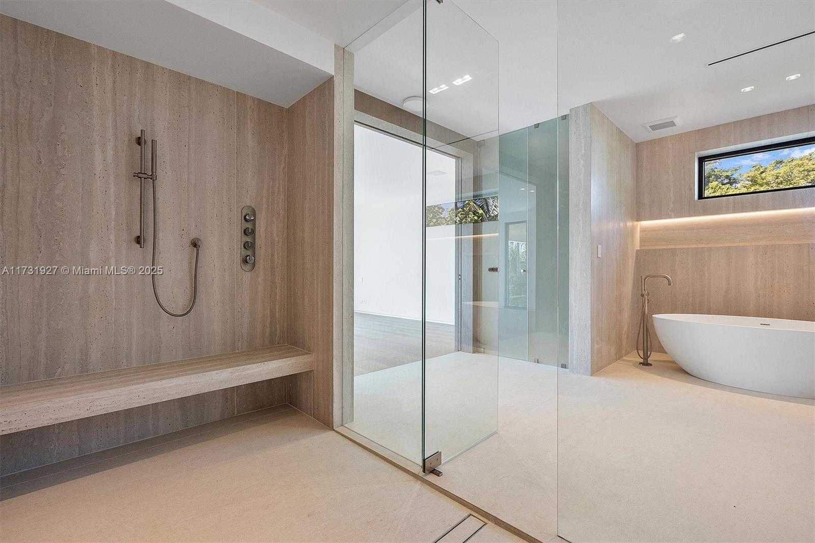 Small Image of 960 MARINER DR, Key Biscayne Number 50
