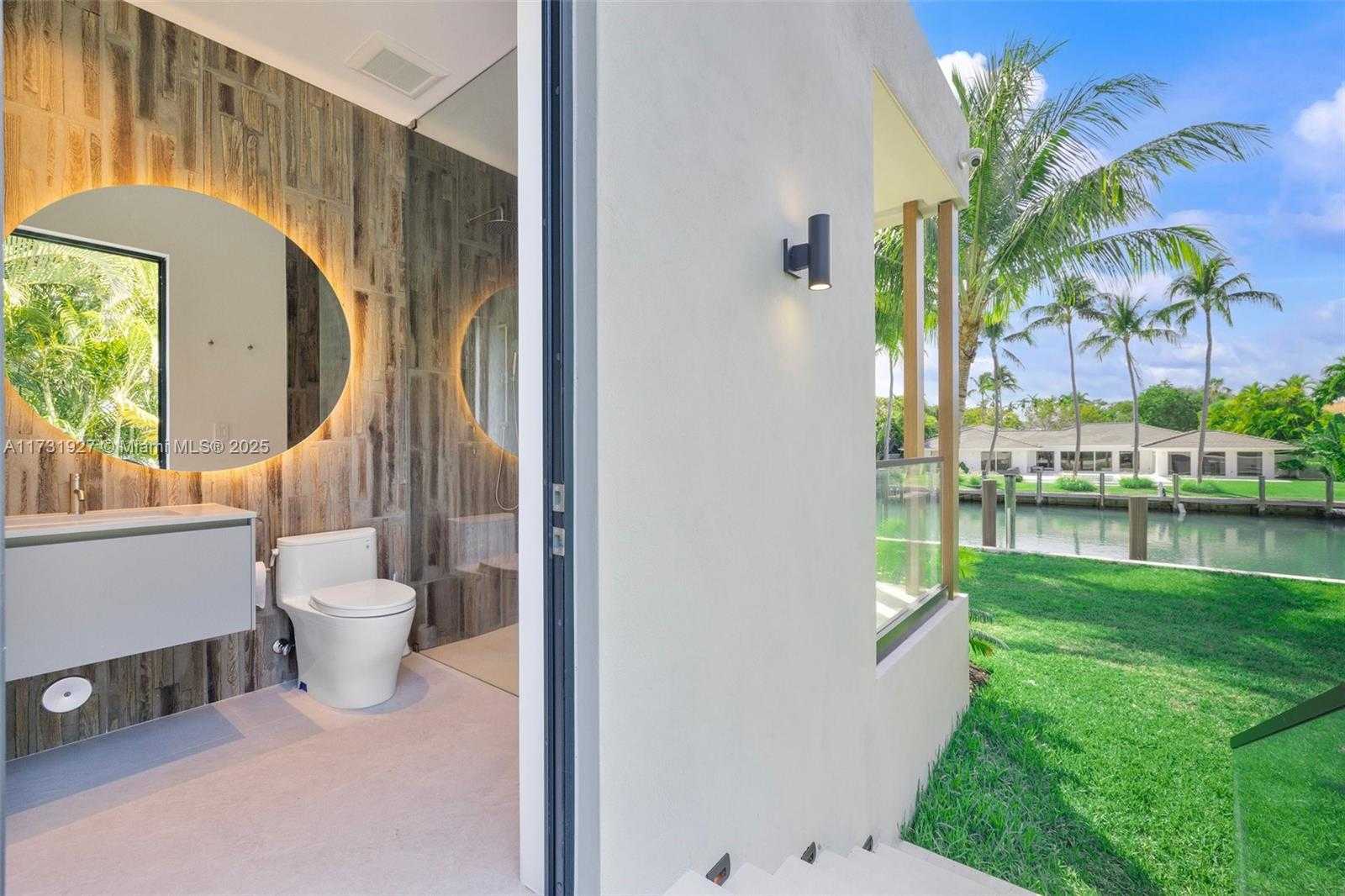 Small Image of 960 MARINER DR, Key Biscayne Number 69