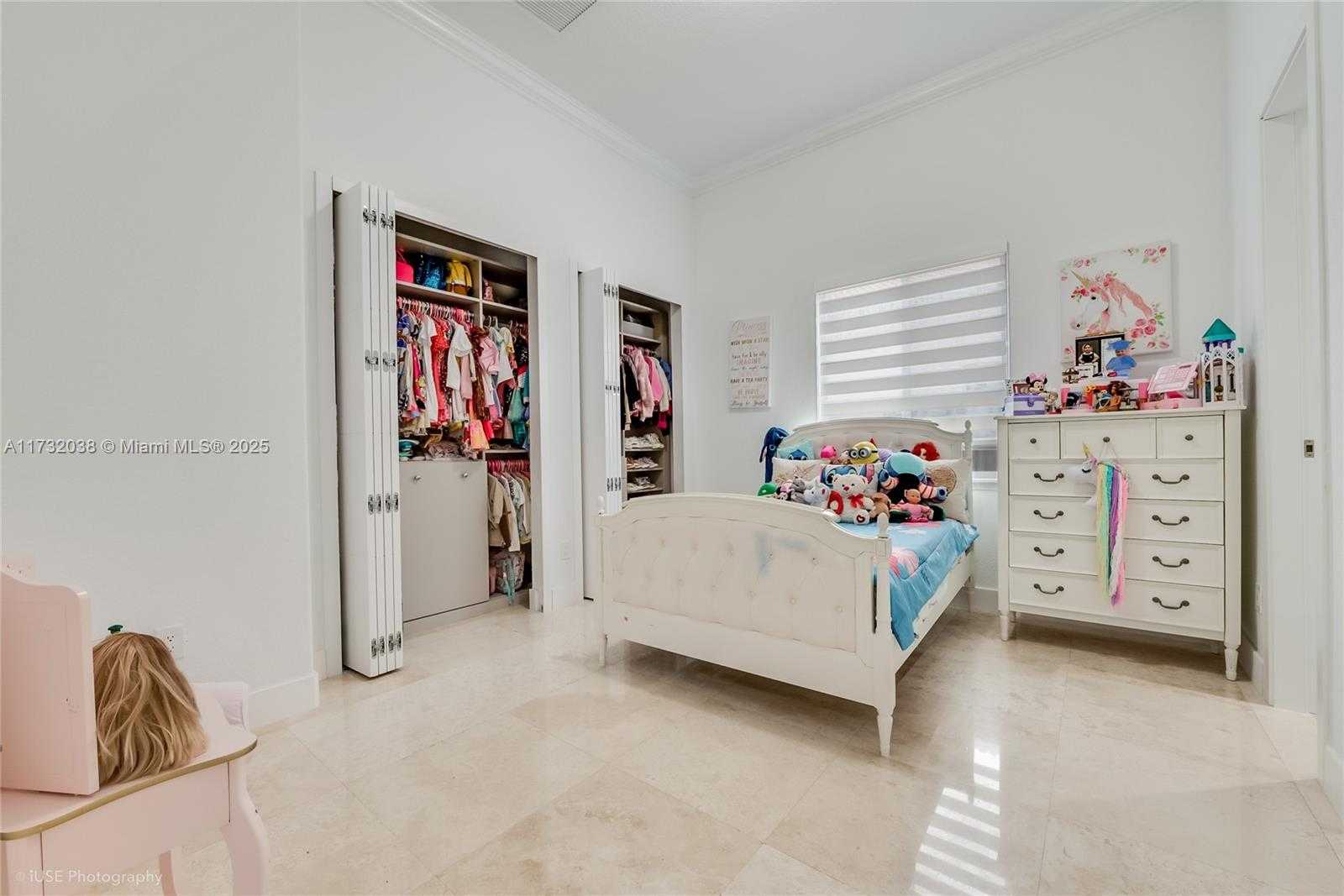 Small Image of 7780 SOUTH WEST 110TH ST, Pinecrest Number 11