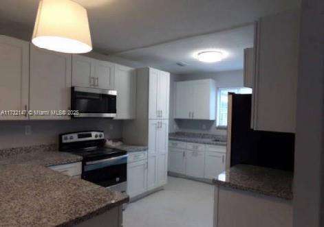 Small Image of 12345 GRIFFING BLVD, North Miami Number 5