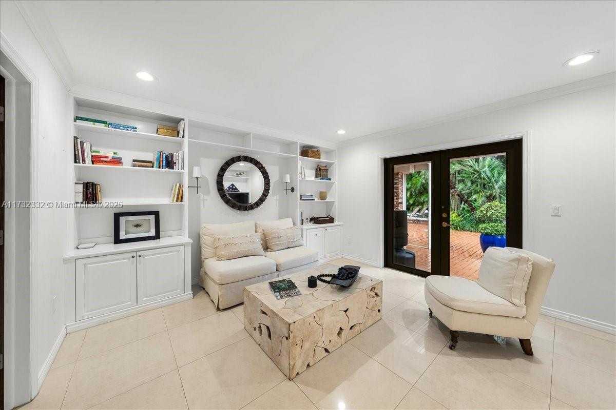 Small Image of 5922 SOUTH WEST 105TH ST, Pinecrest Number 22
