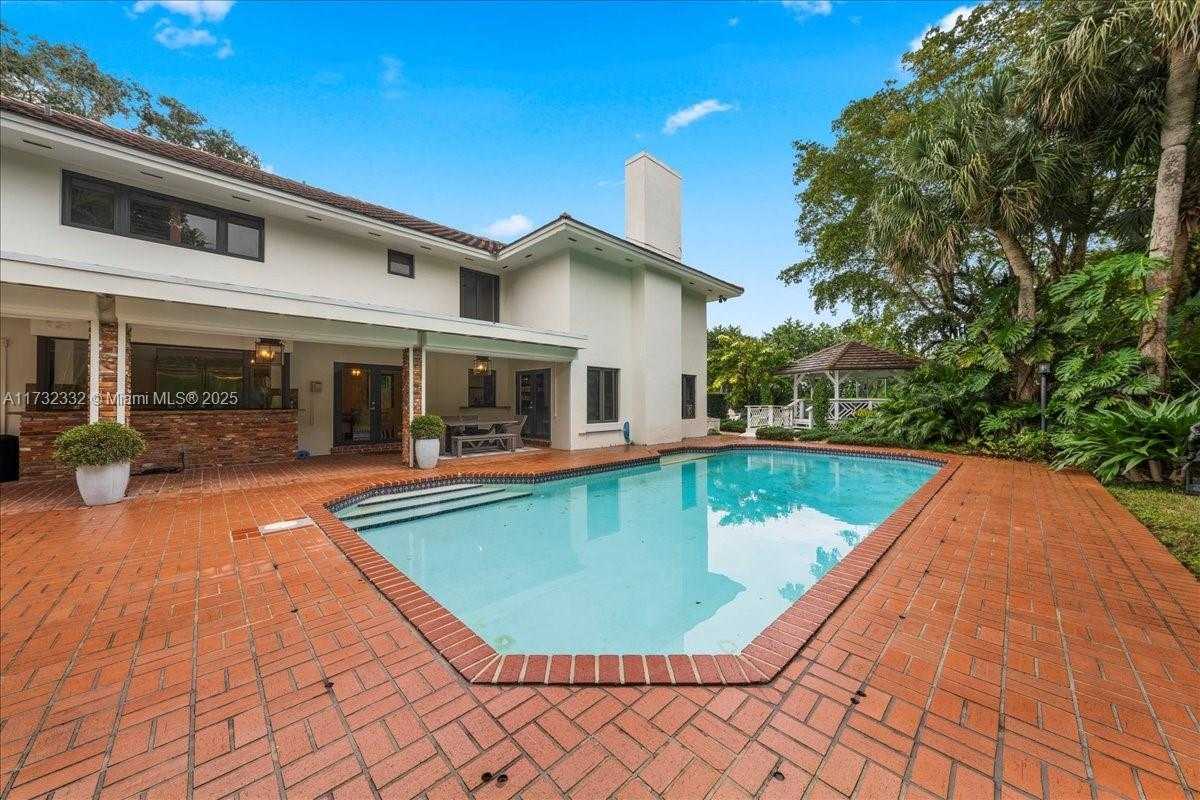 Small Image of 5922 SOUTH WEST 105TH ST, Pinecrest Number 7