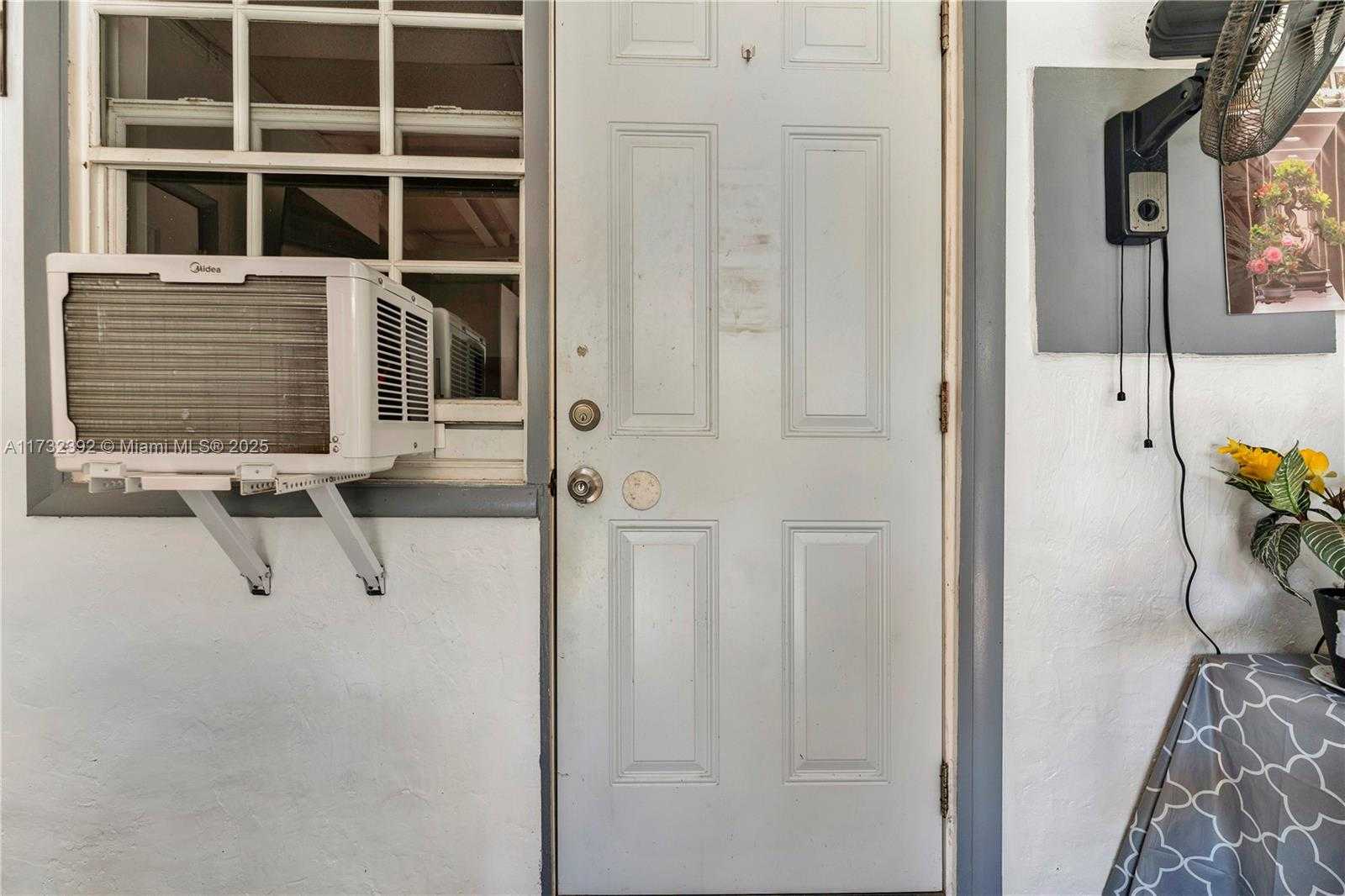Small Image of 380 NORTH WEST 133RD ST, North Miami Number 21