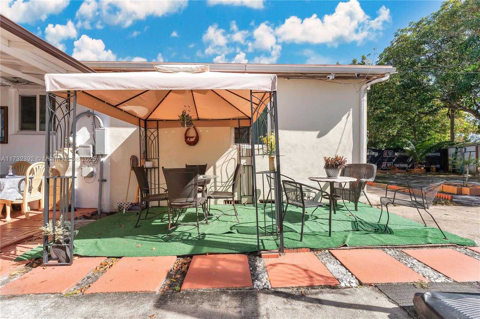 Small Image of 380 NORTH WEST 133RD ST, North Miami Number 22