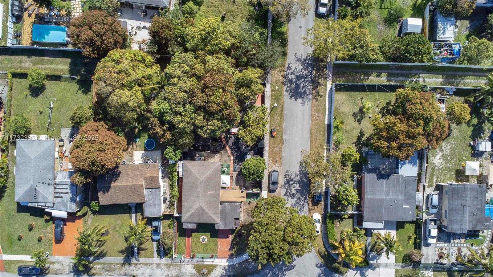 Small Image of 380 NORTH WEST 133RD ST, North Miami Number 27