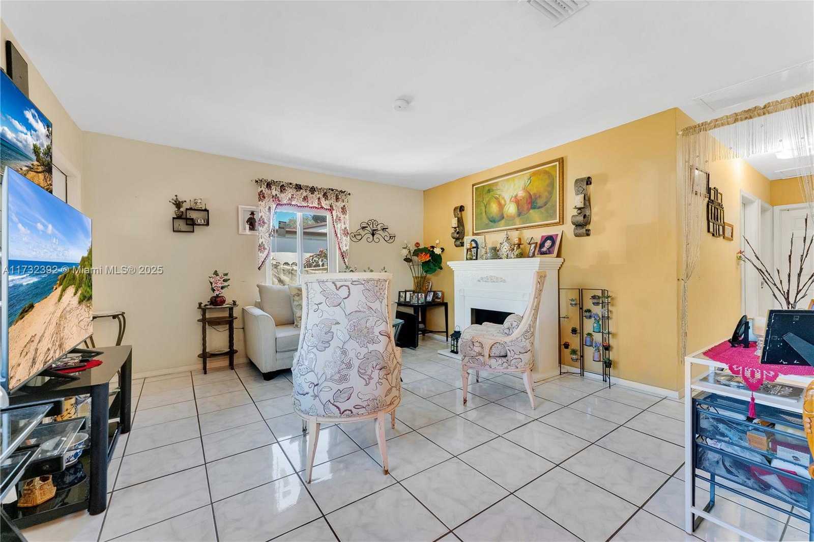 Small Image of 380 NORTH WEST 133RD ST, North Miami Number 3