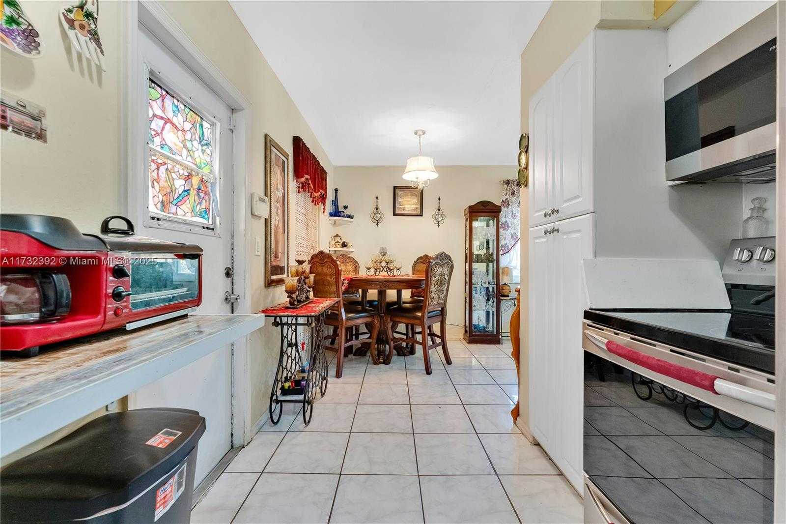 Small Image of 380 NORTH WEST 133RD ST, North Miami Number 4