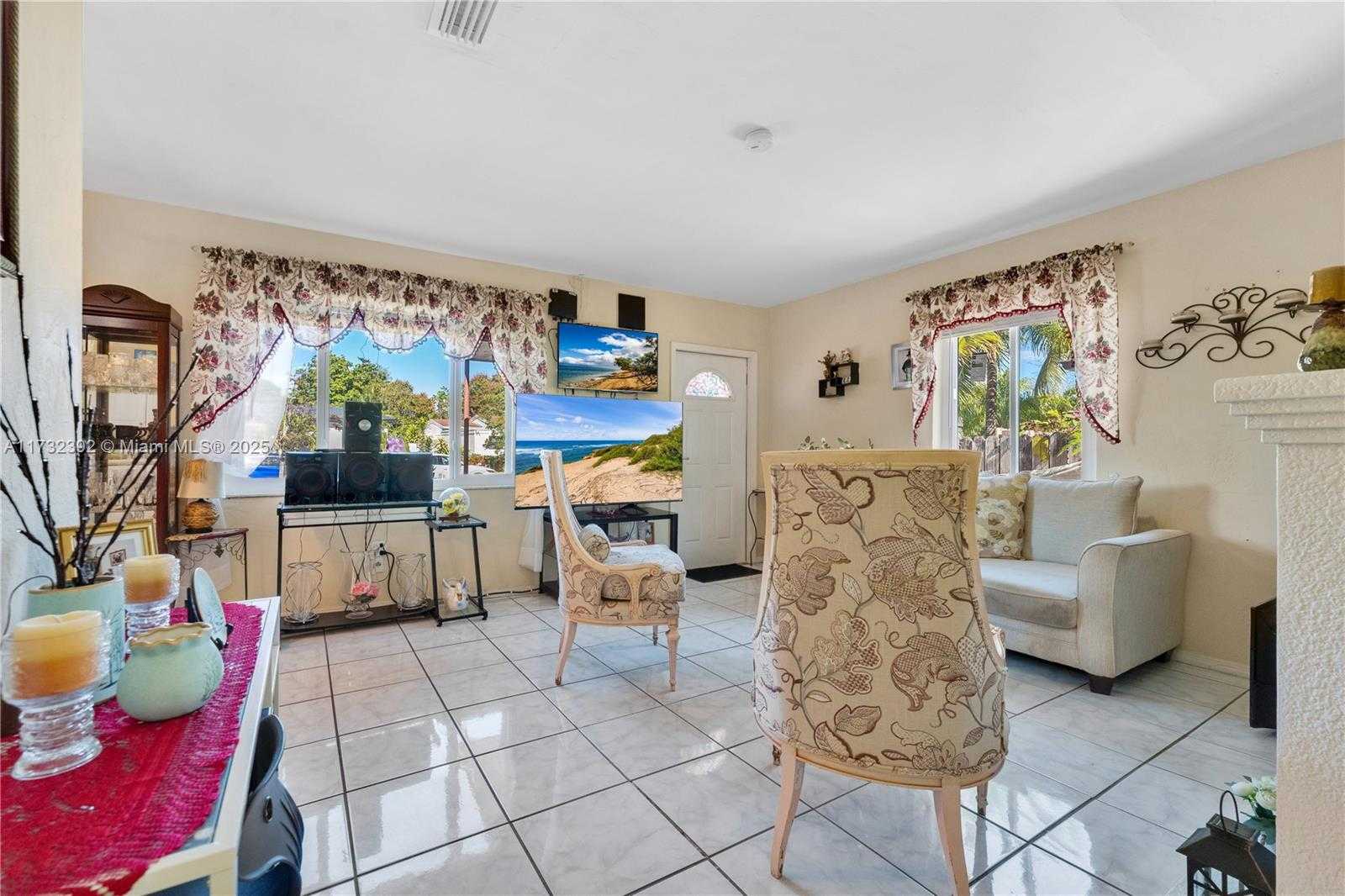 Small Image of 380 NORTH WEST 133RD ST, North Miami Number 6