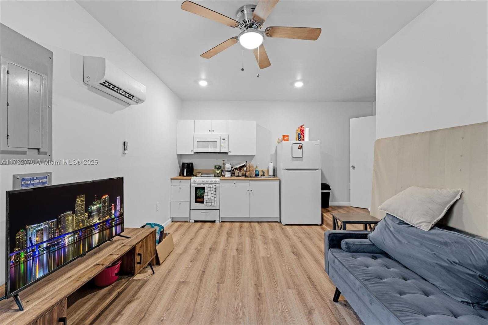 Small Image of 28268 SOUTH WEST 136TH AVE, Homestead Number 18