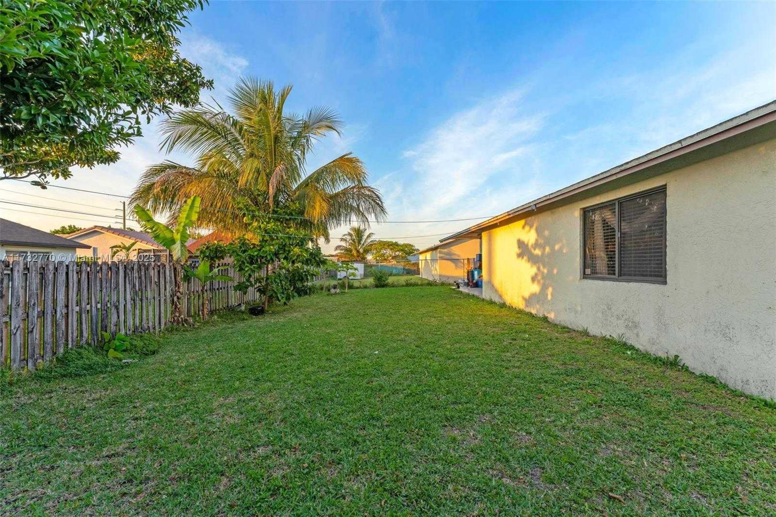 Small Image of 28268 SOUTH WEST 136TH AVE, Homestead Number 24