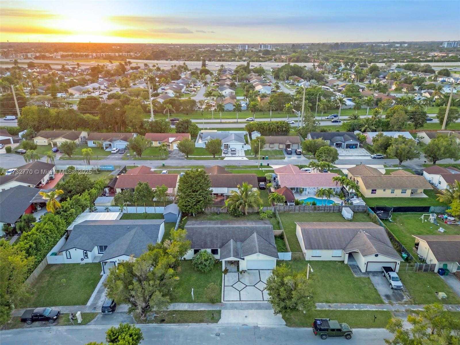 Small Image of 28268 SOUTH WEST 136TH AVE, Homestead Number 27