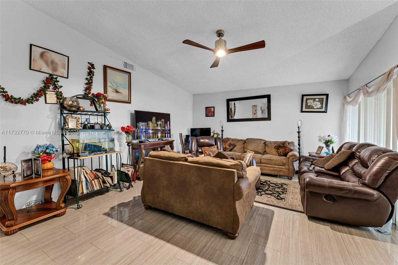 Small Image of 28268 SOUTH WEST 136TH AVE, Homestead Number 5