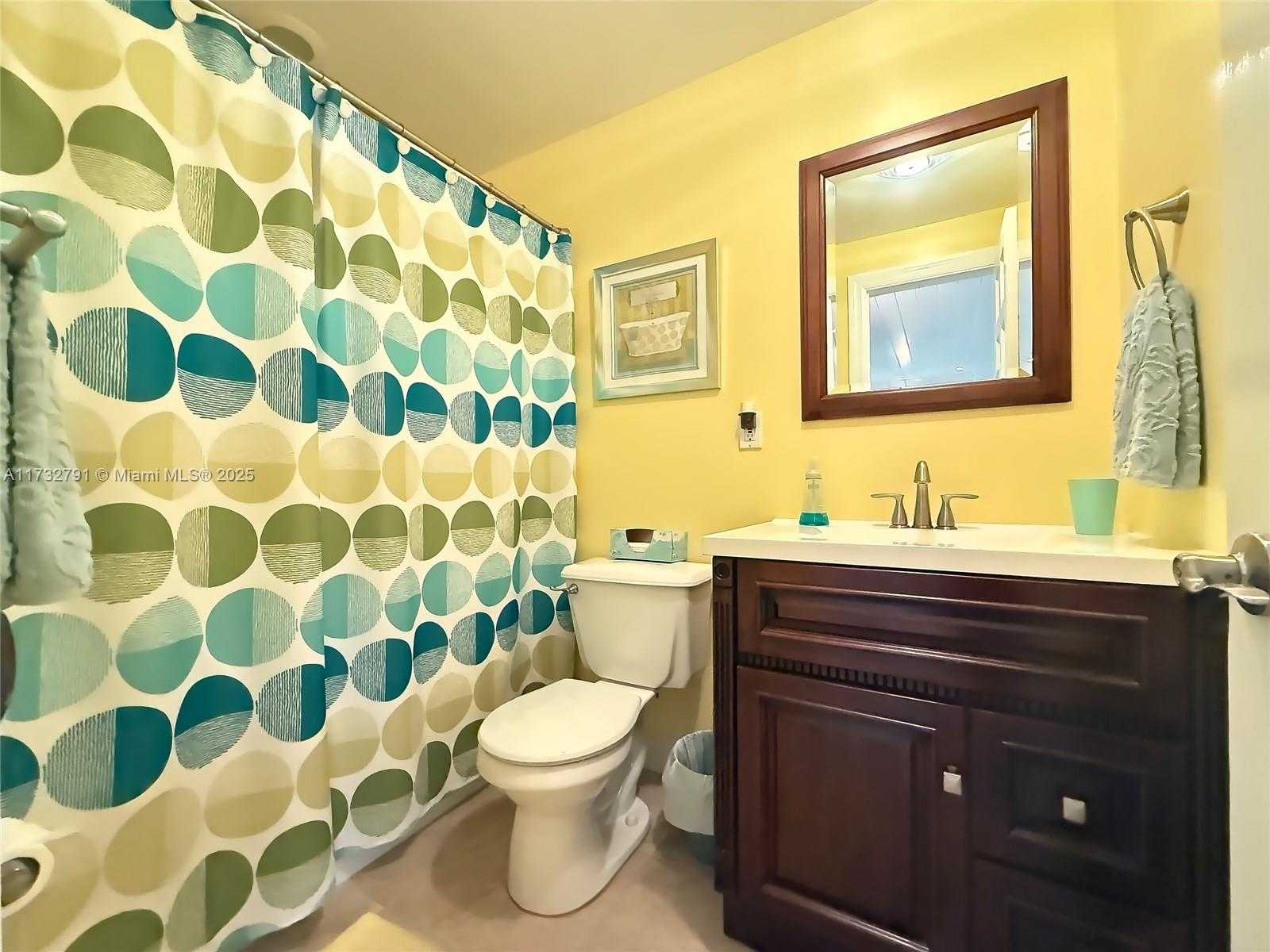 Small Image of 19280 SOUTH WEST 304TH ST, Homestead Number 18