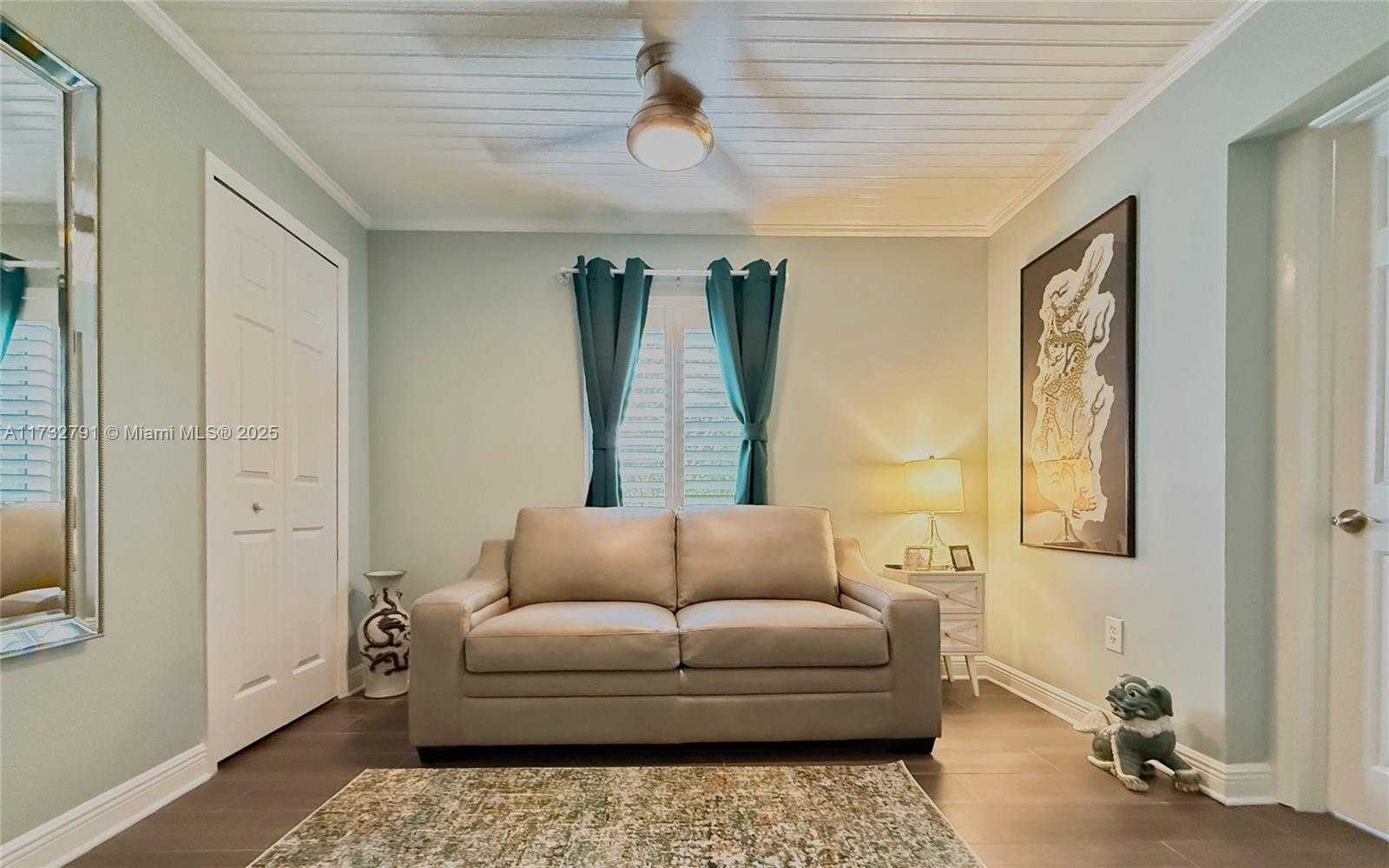 Small Image of 19280 SOUTH WEST 304TH ST, Homestead Number 22