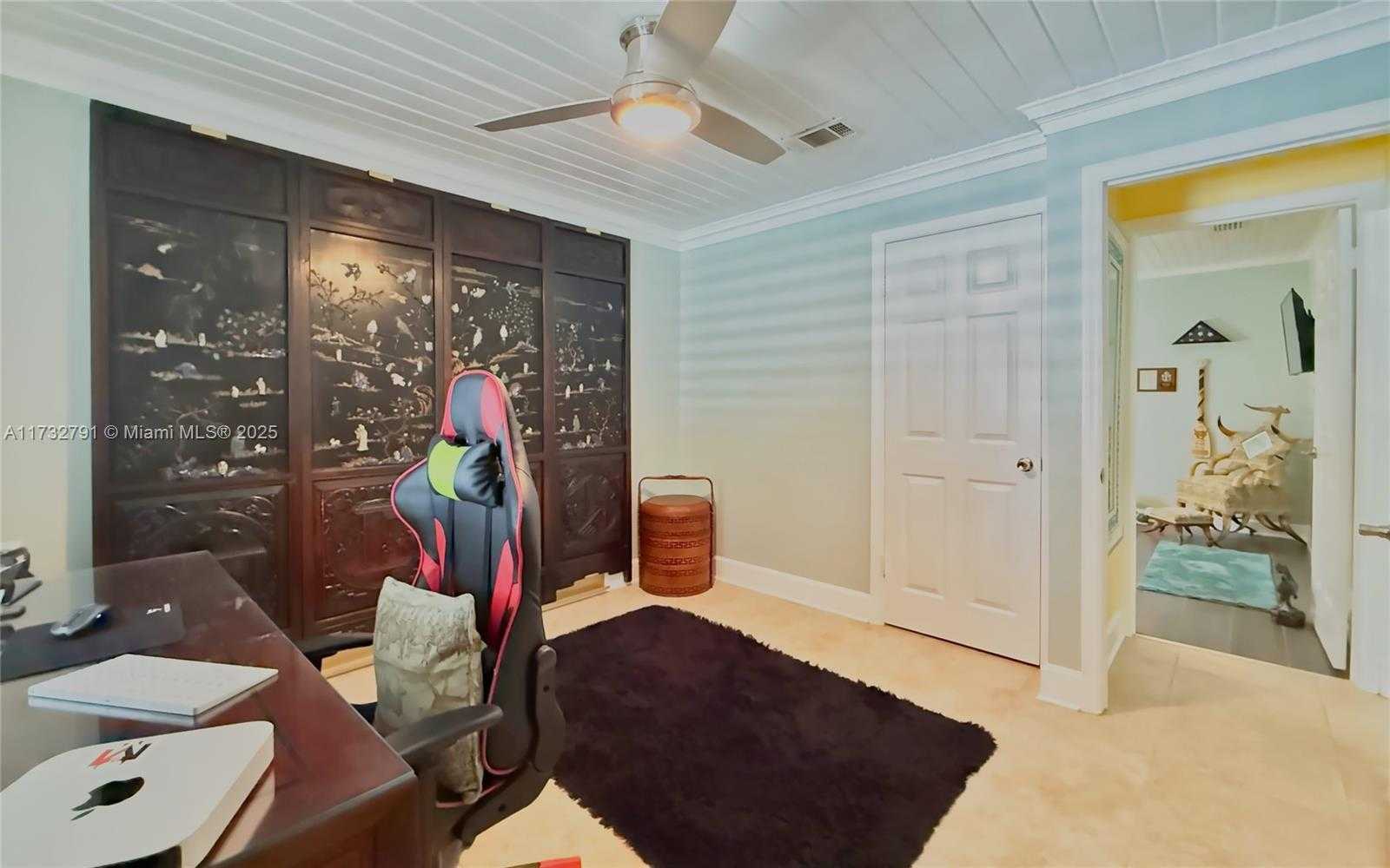 Small Image of 19280 SOUTH WEST 304TH ST, Homestead Number 23