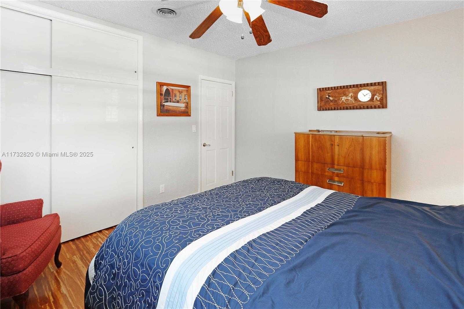 Small Image of 1412 HOLLYWOOD BLVD, Hollywood Number 23