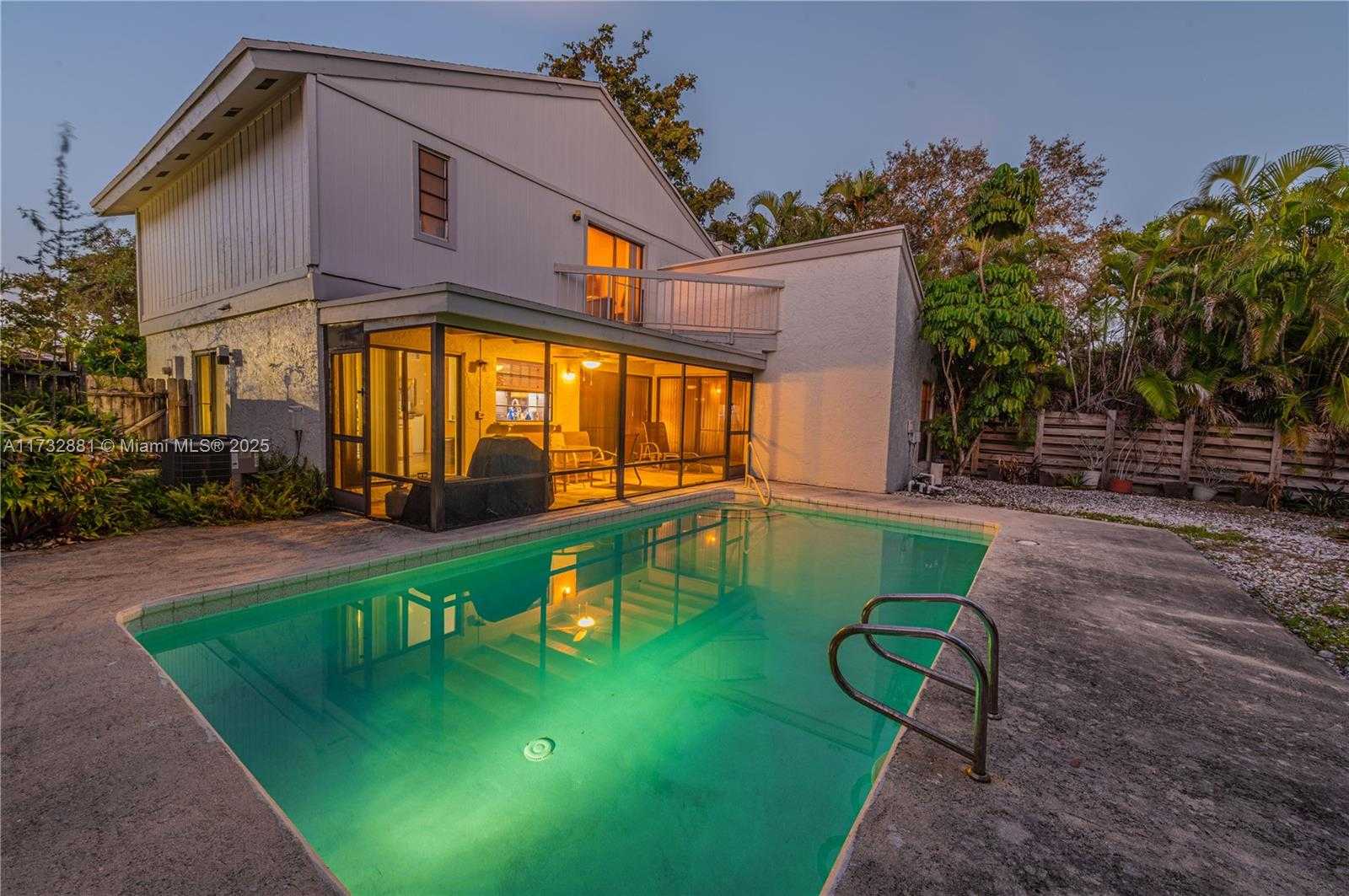 Small Image of 36 EASTMONT RD, Hollywood Number 30