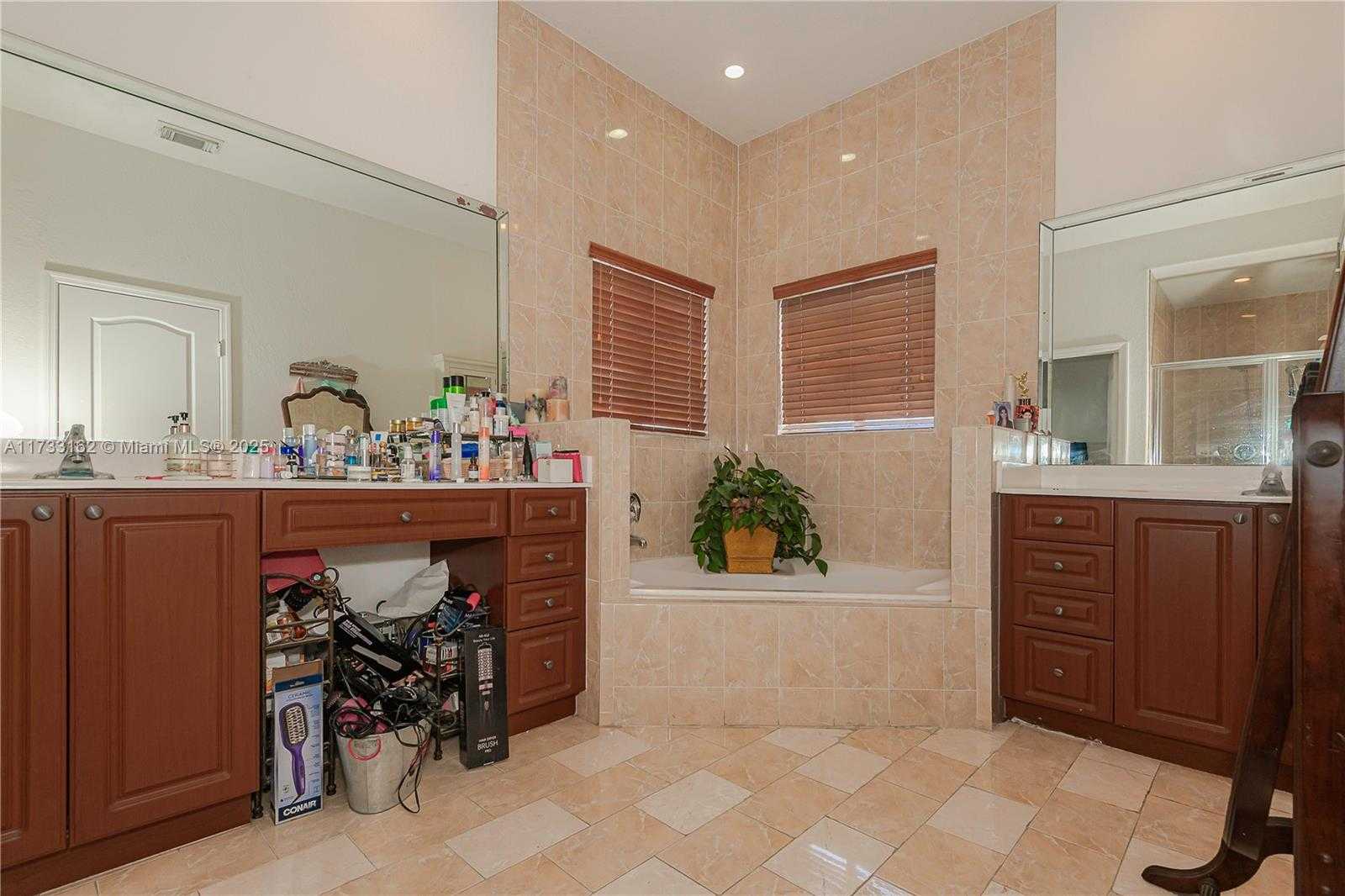 Small Image of 8767 NORTH WEST 139TH TER, Miami Lakes Number 33