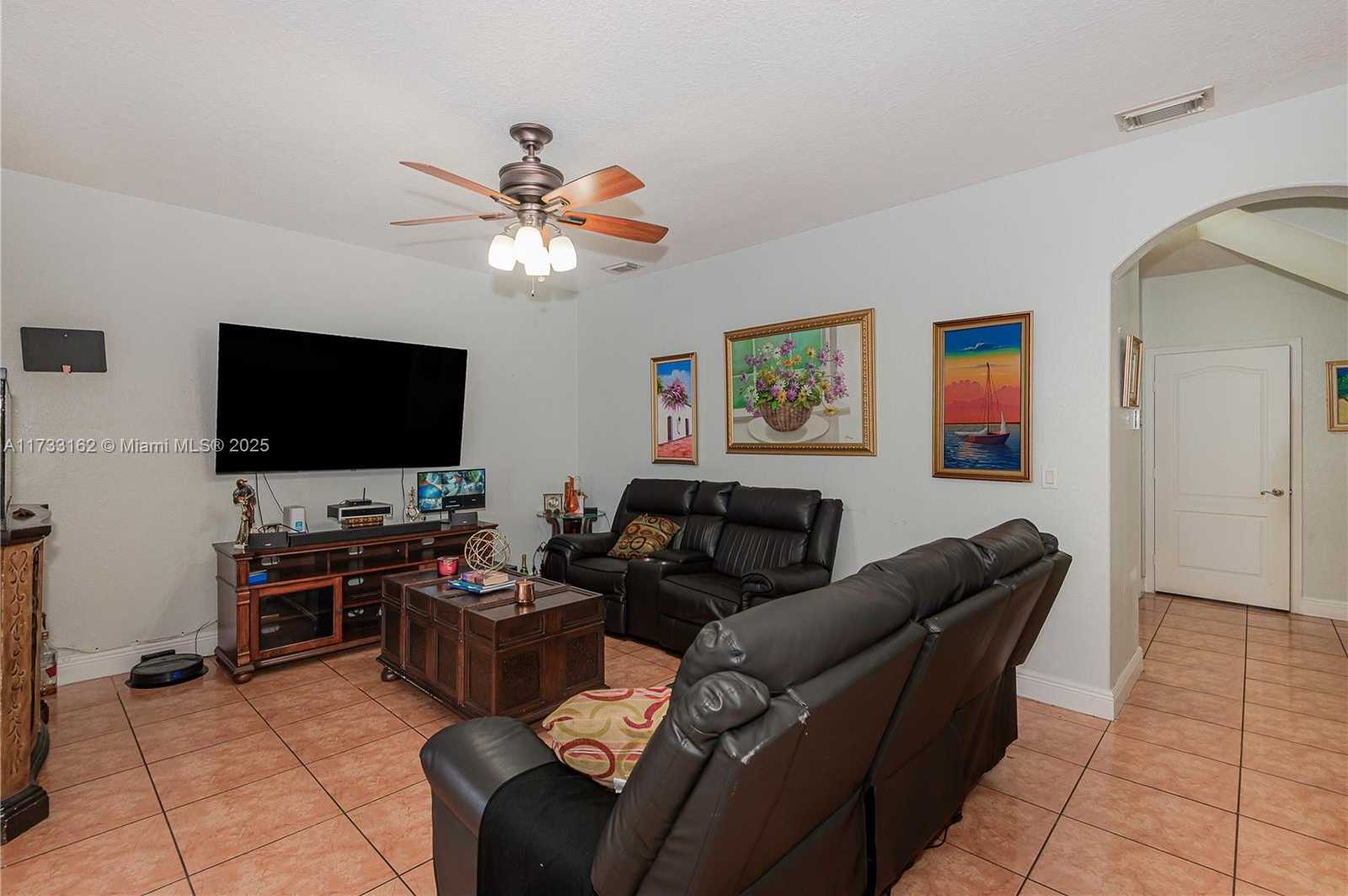 Small Image of 8767 NORTH WEST 139TH TER, Miami Lakes Number 38