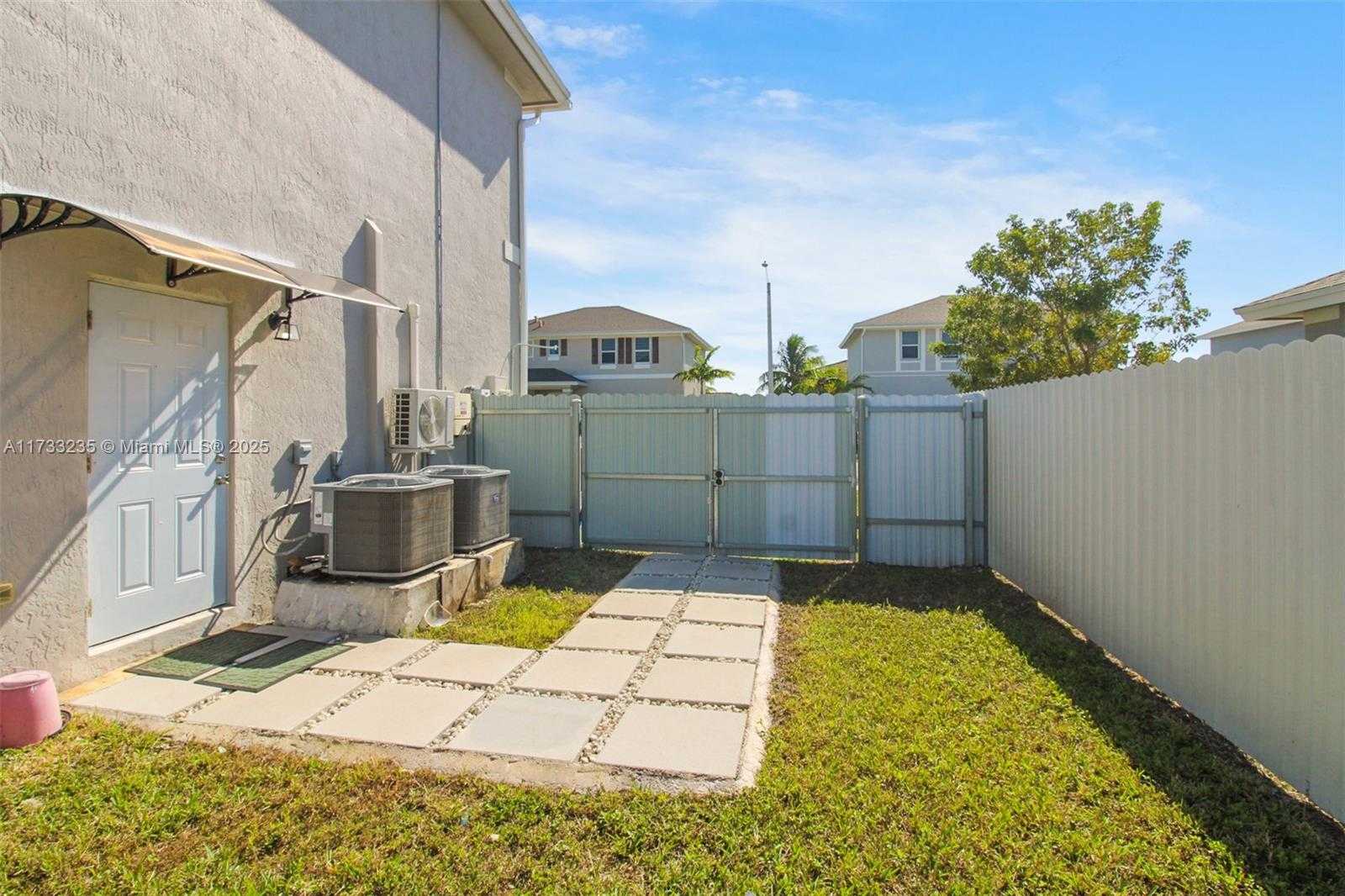 Small Image of 13251 SOUTH WEST 274TH TER, Homestead Number 24