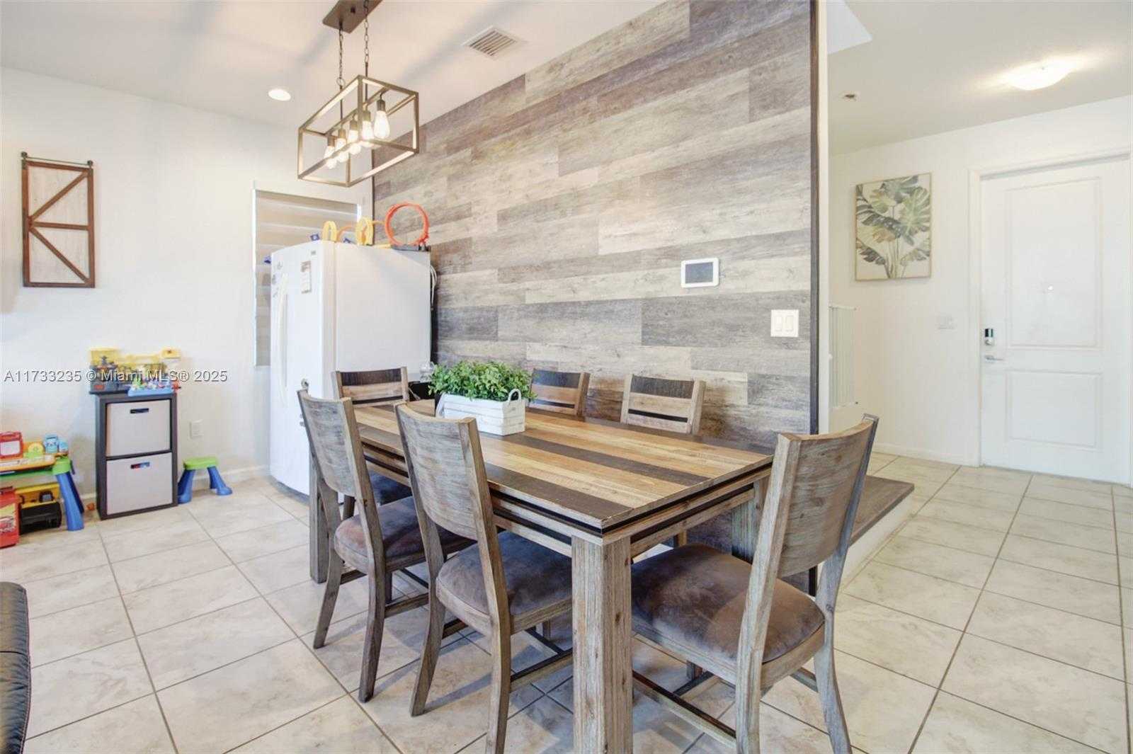 Small Image of 13251 SOUTH WEST 274TH TER, Homestead Number 7