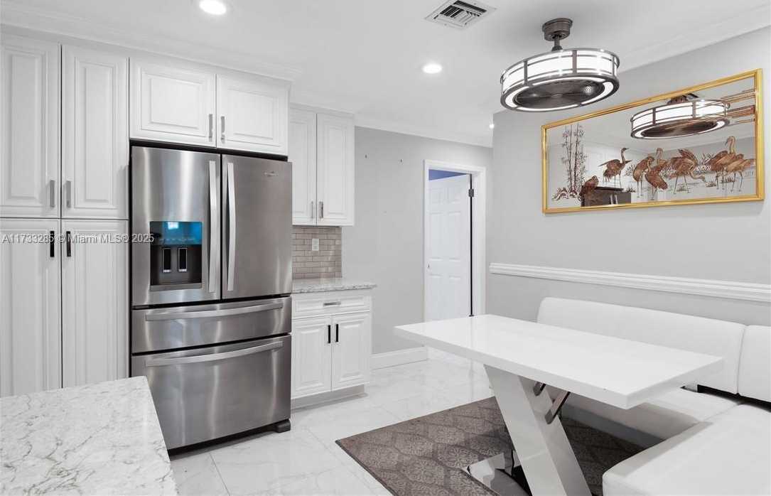 Small Image of 9106 NORTH WEST 72ND CT, Tamarac Number 10