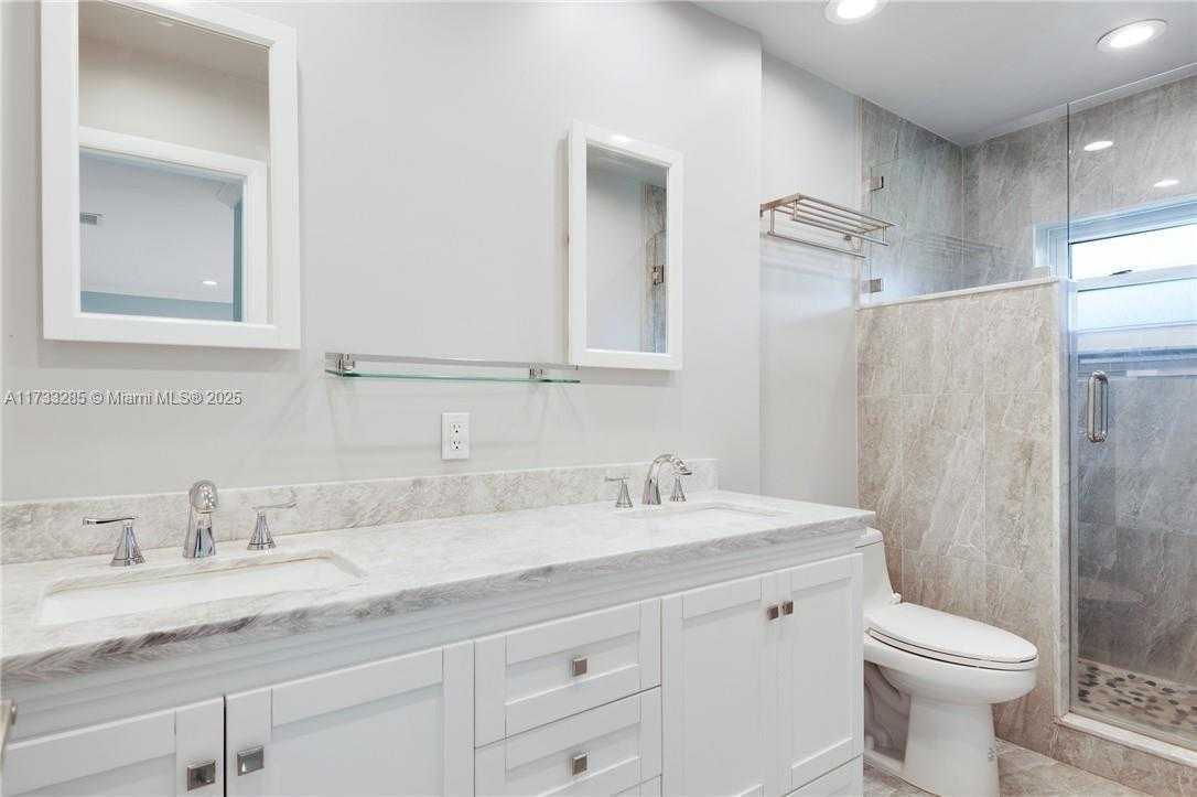 Small Image of 9106 NORTH WEST 72ND CT, Tamarac Number 20