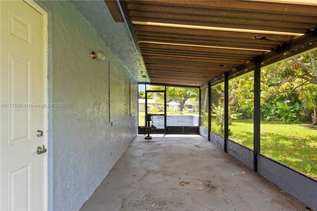 Small Image of 9106 NORTH WEST 72ND CT, Tamarac Number 29