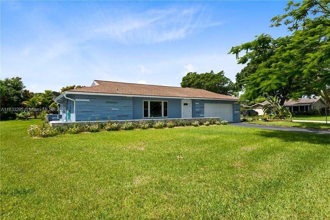 Small Image of 9106 NORTH WEST 72ND CT, Tamarac Number 31