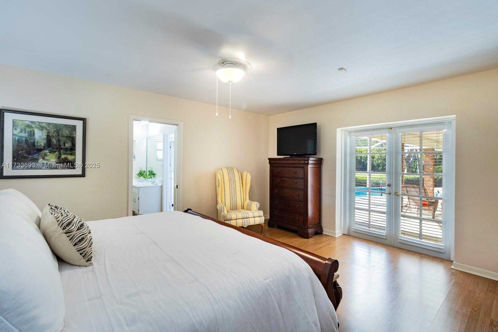 Small Image of 7420 SOUTH WEST 145TH TER, Palmetto Bay Number 31