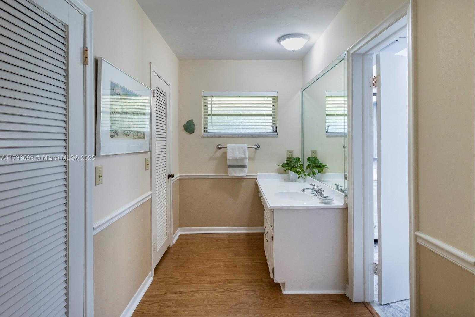 Small Image of 7420 SOUTH WEST 145TH TER, Palmetto Bay Number 32