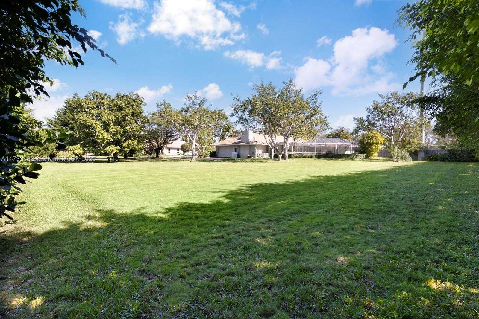 Small Image of 7420 SOUTH WEST 145TH TER, Palmetto Bay Number 35