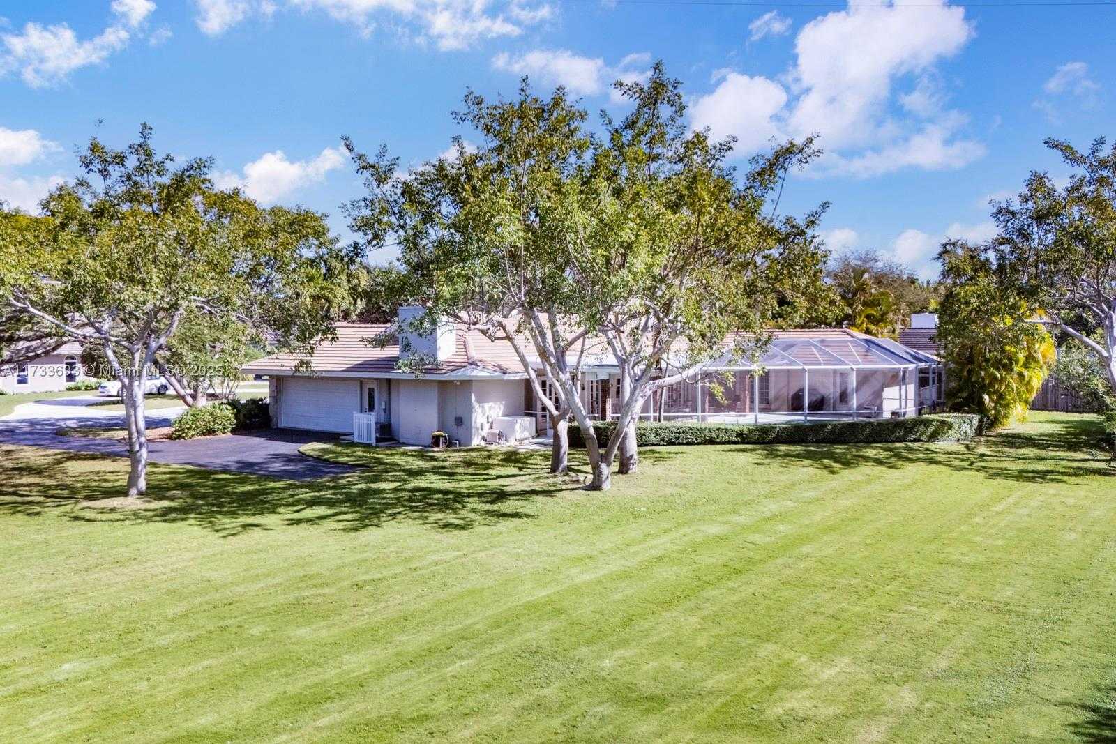 Small Image of 7420 SOUTH WEST 145TH TER, Palmetto Bay Number 38