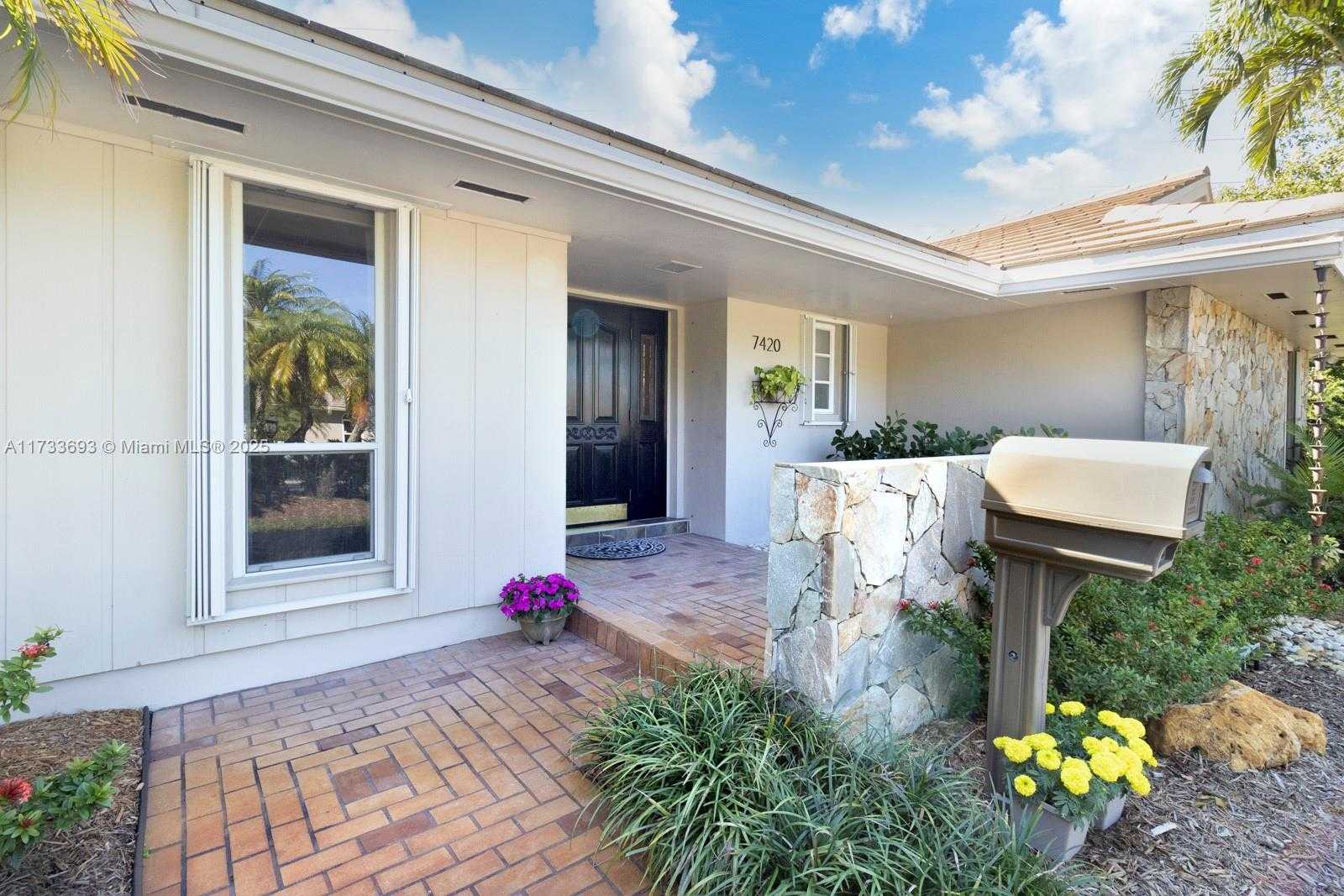 Small Image of 7420 SOUTH WEST 145TH TER, Palmetto Bay Number 7