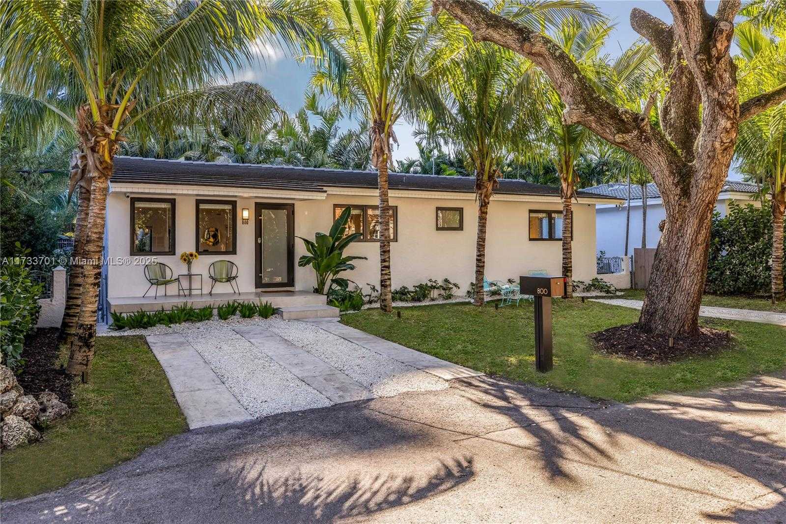 Small Image of 800 NORTH EAST 70TH ST, Miami Number 2