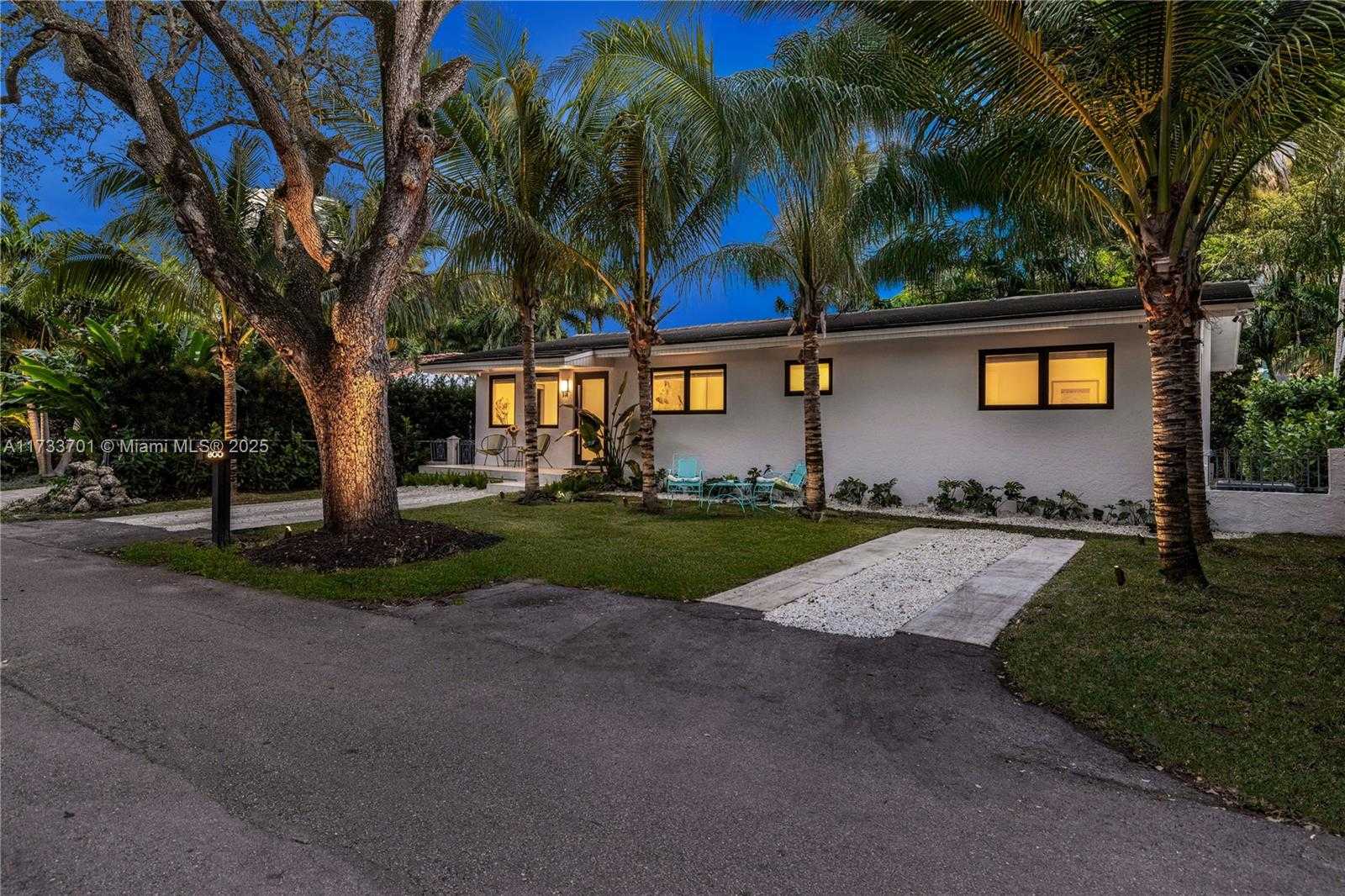 Small Image of 800 NORTH EAST 70TH ST, Miami Number 20