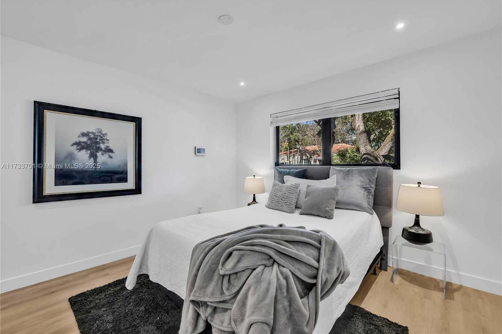 Small Image of 800 NORTH EAST 70TH ST, Miami Number 34