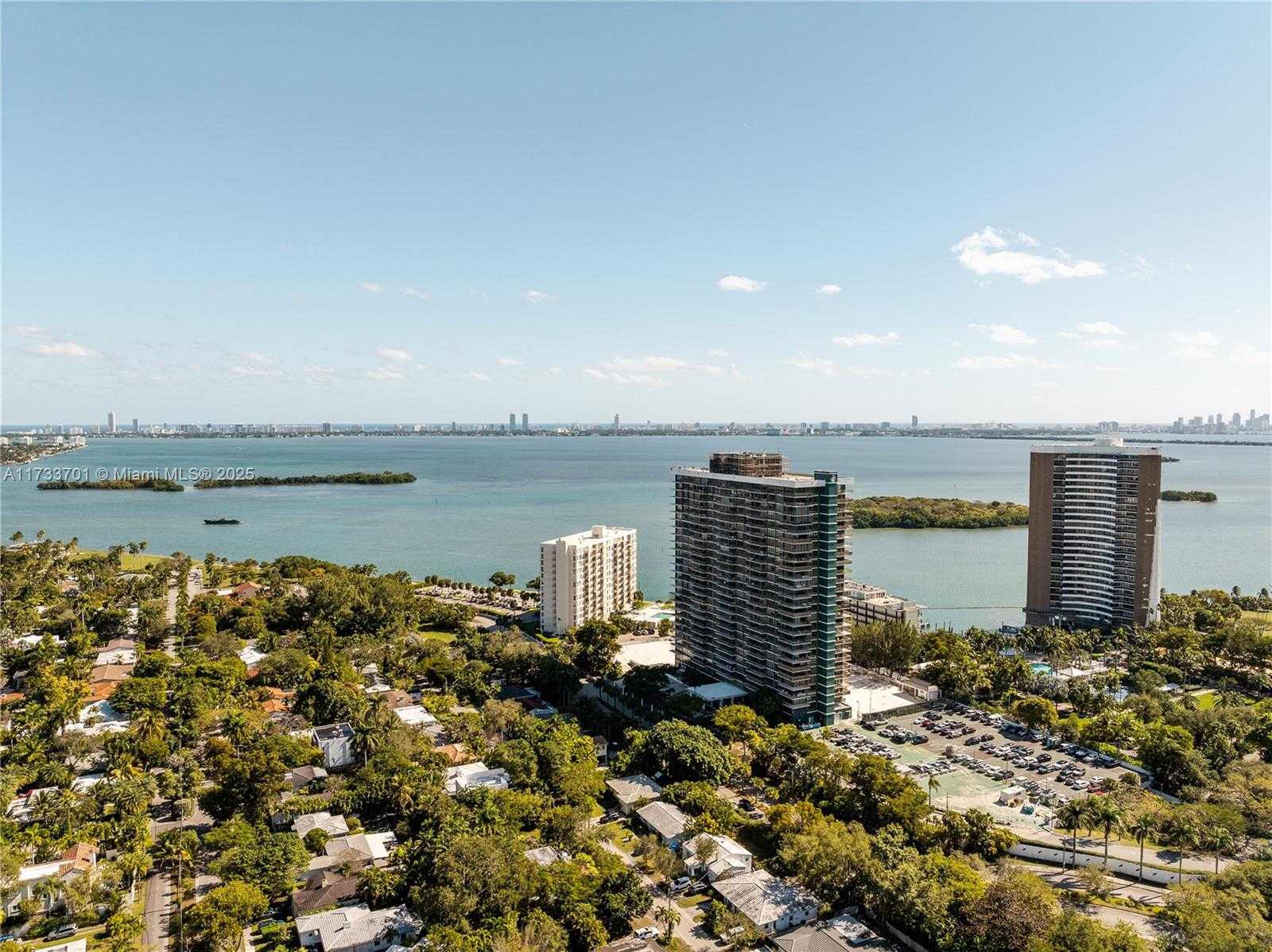 Small Image of 800 NORTH EAST 70TH ST, Miami Number 49