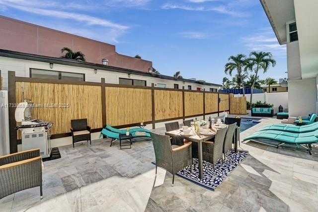 Small Image of 320 MISSOURI ST, Hollywood Number 12