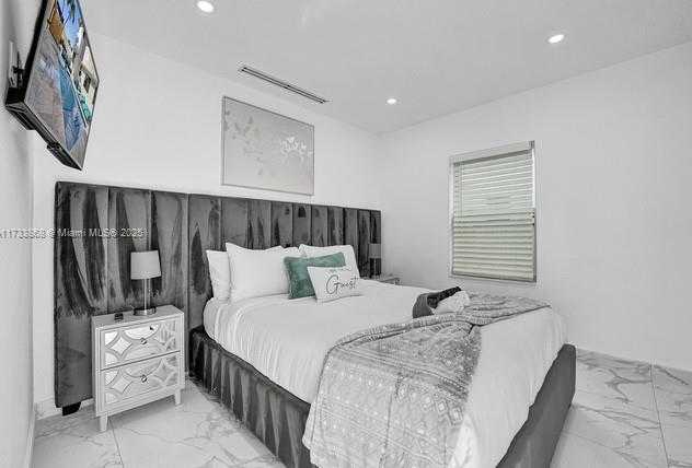 Small Image of 320 MISSOURI ST, Hollywood Number 30