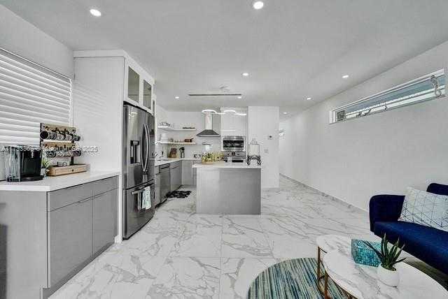 Small Image of 320 MISSOURI ST, Hollywood Number 4