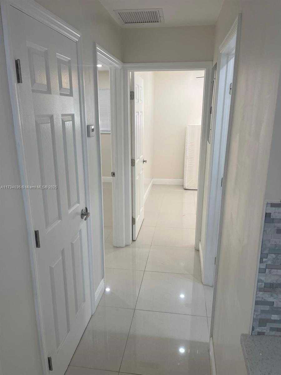 Small Image of 1187 NORTH WEST 29TH TER, Fort Lauderdale Number 12