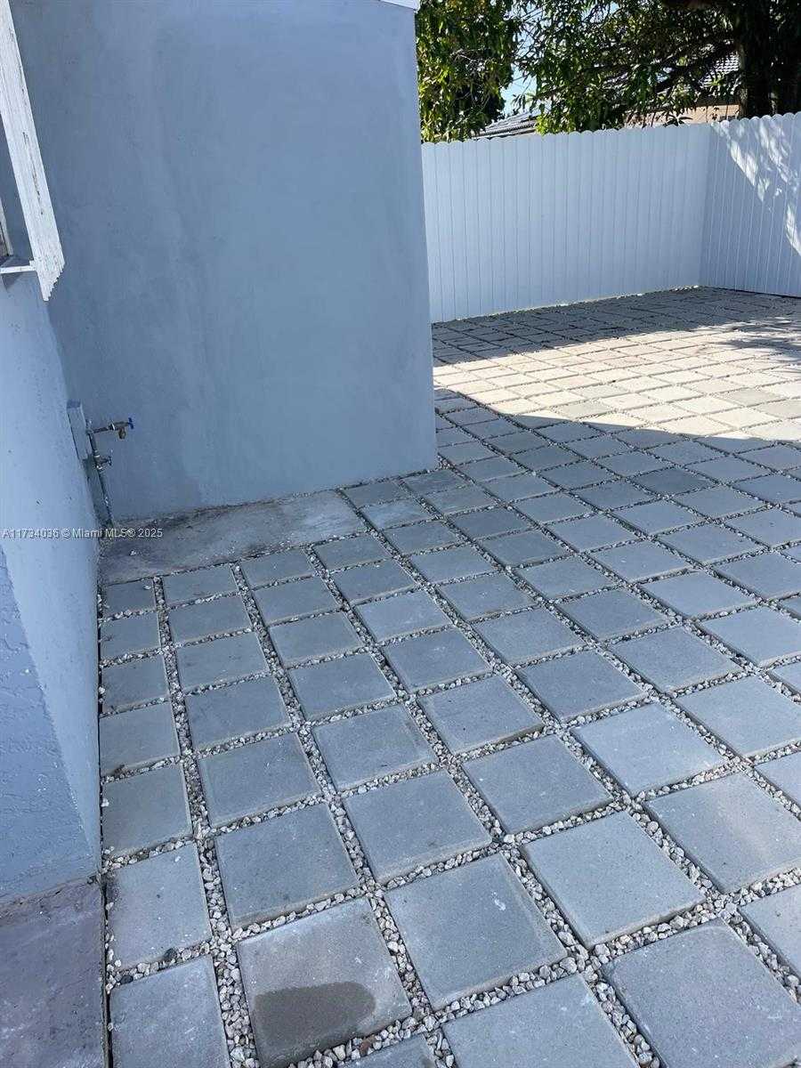Small Image of 1187 NORTH WEST 29TH TER, Fort Lauderdale Number 17