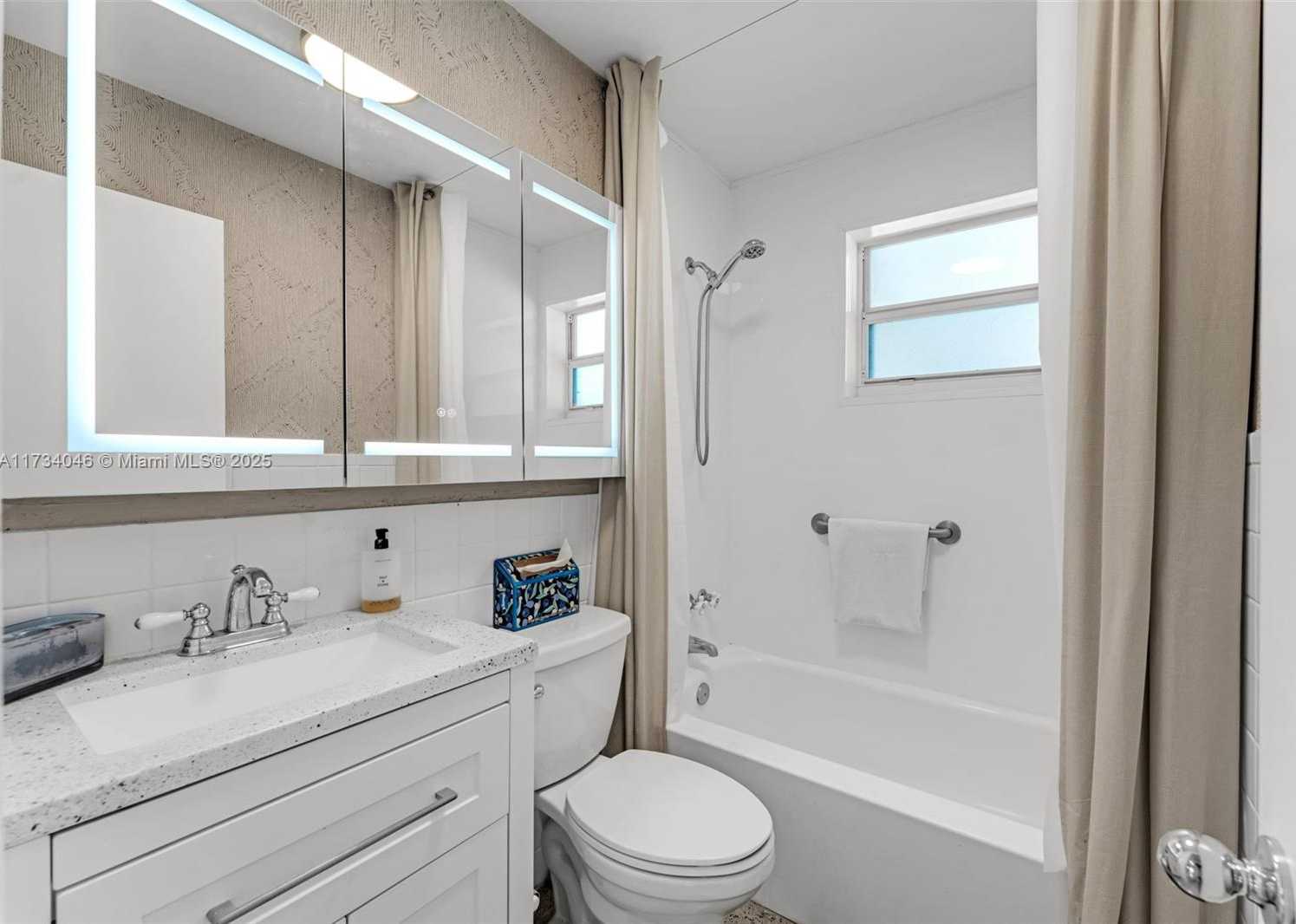 Small Image of 5750 SOUTH WEST 55TH ST, Davie Number 14
