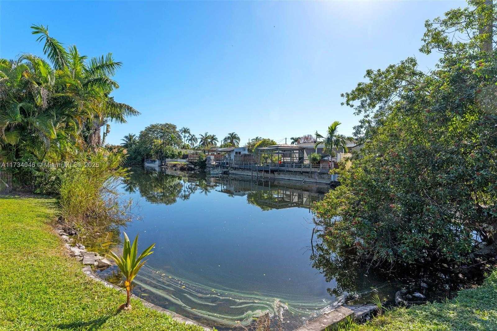 Small Image of 5750 SOUTH WEST 55TH ST, Davie Number 25