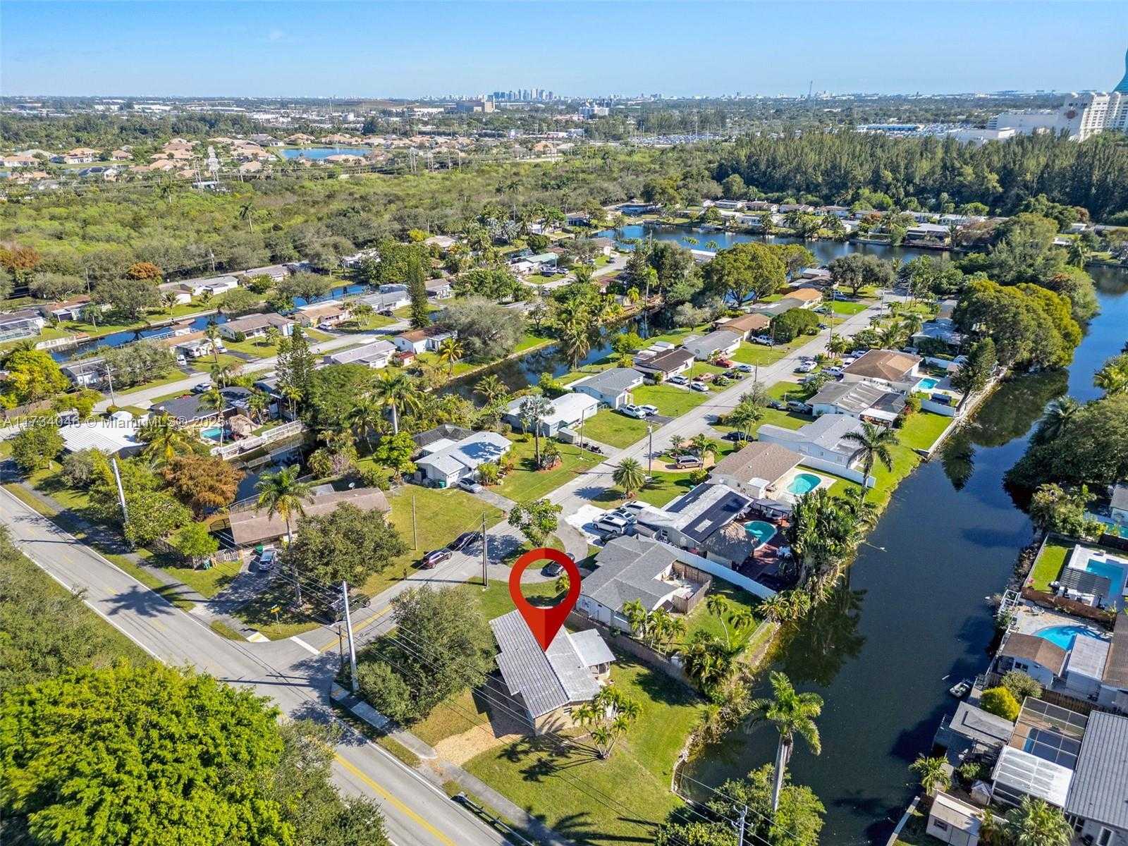 Small Image of 5750 SOUTH WEST 55TH ST, Davie Number 29