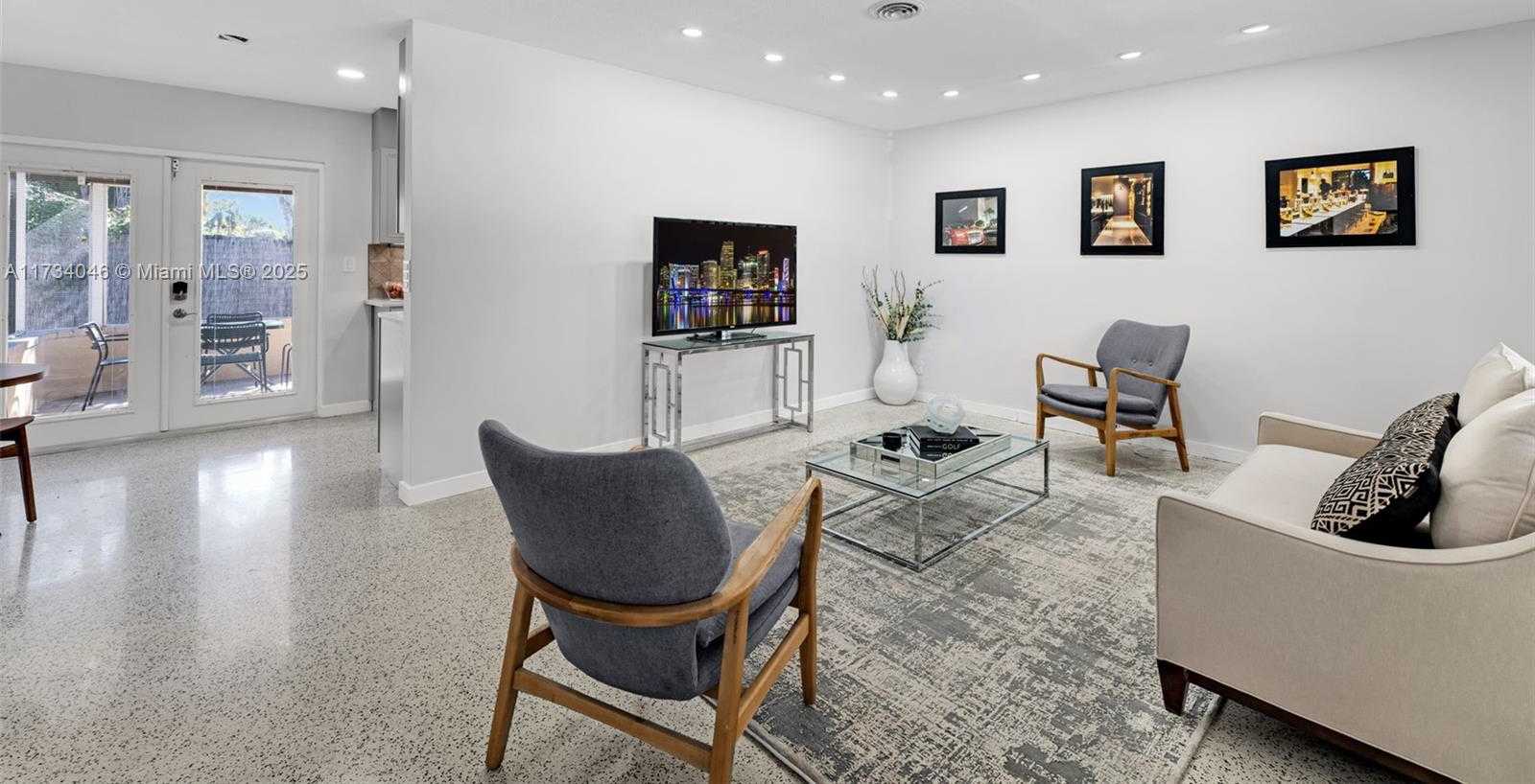 Small Image of 5750 SOUTH WEST 55TH ST, Davie Number 4
