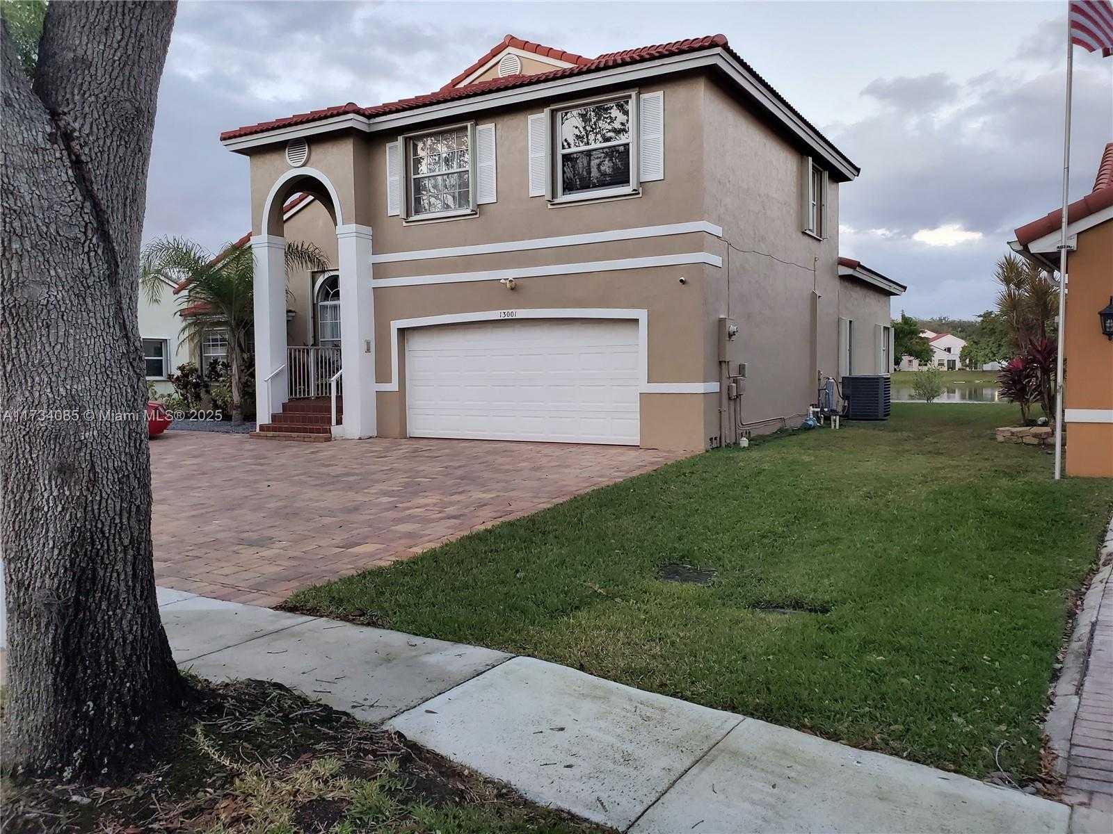 Small Image of 13001 SOUTH WEST 19TH DR, Miramar Number 3