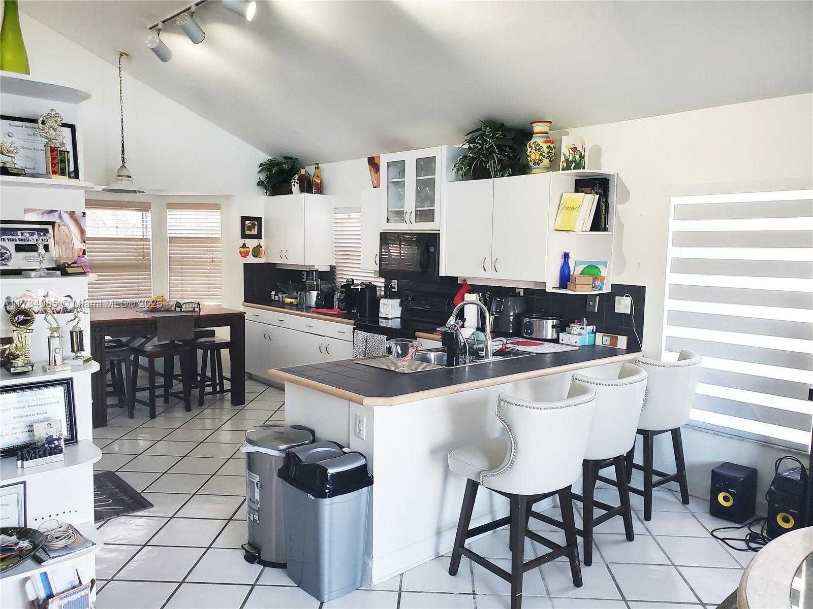 Small Image of 13001 SOUTH WEST 19TH DR, Miramar Number 40