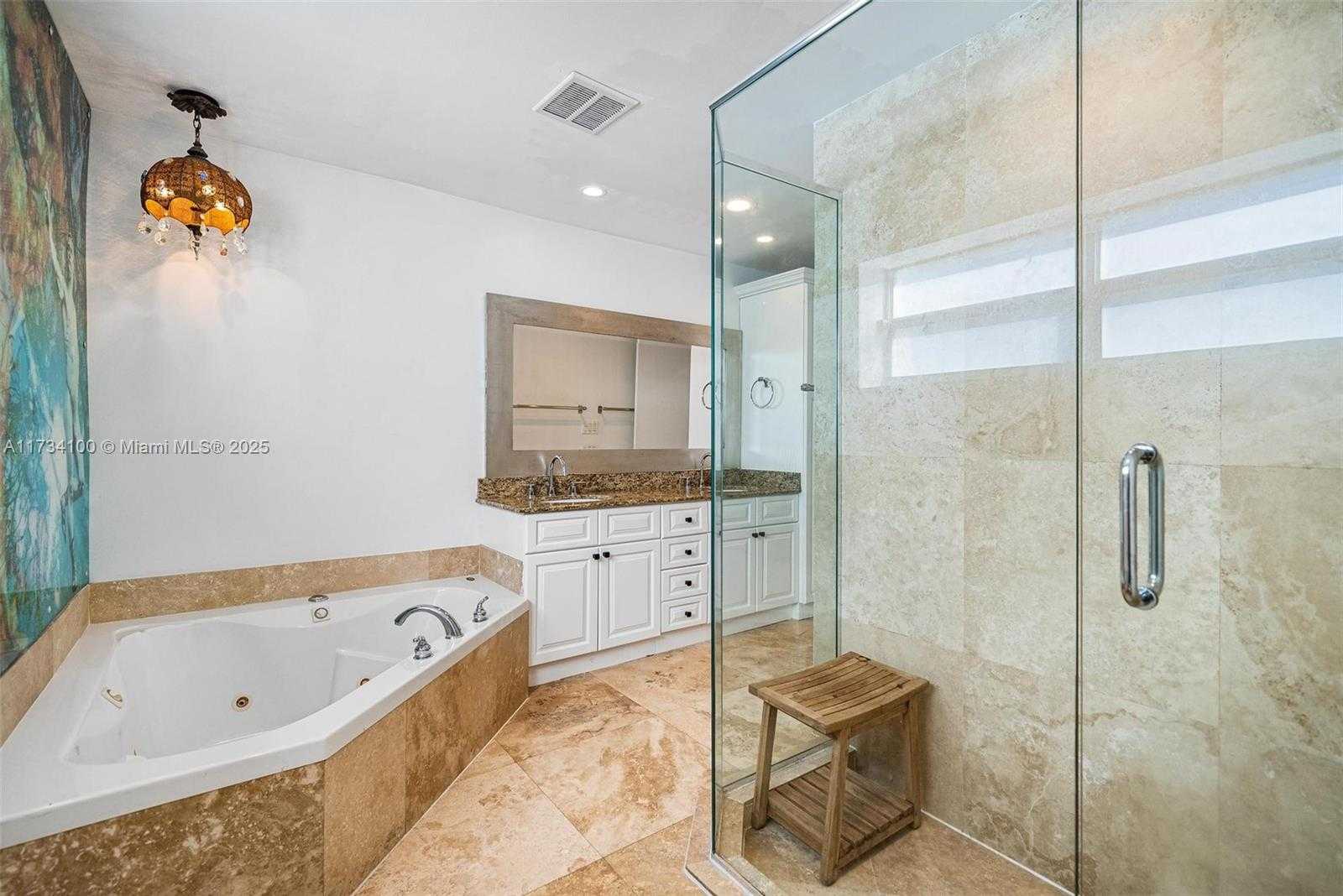 Small Image of 2091 NORTH EAST 191ST DR, North Miami Beach Number 19